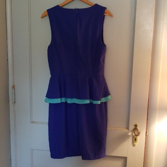 Dress - Picture 2 of 2